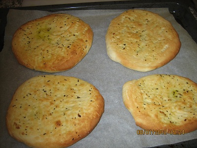 De færdige naan brød